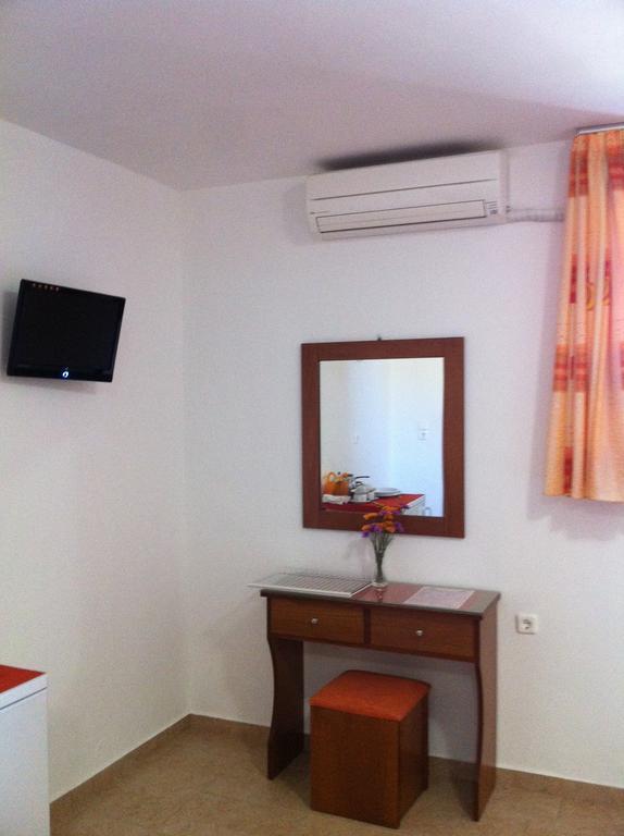 Vythos Apartment Adamantas  Room photo